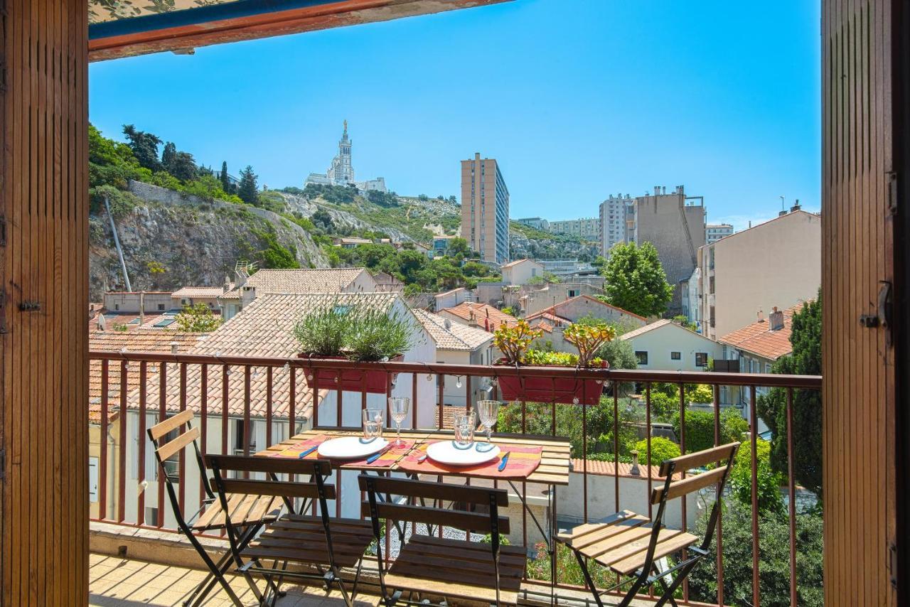 Apartamento Un Balcon Sur Notre Dame Marsella Exterior foto